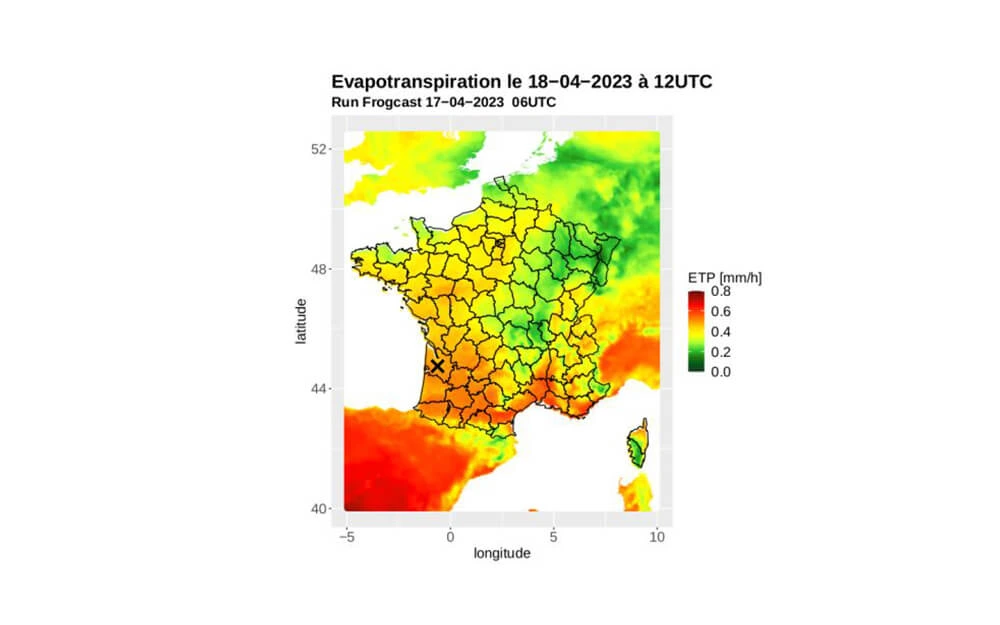 Heatmap of France displaying forecasted evapotranspiration (ETP) rates, a new variable integrated into the FROGCAST API for soil moisture analysis.